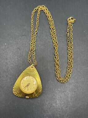 Vtg Impex Mechanical Wind Up Necklace Pendant Watch Gold Tone Swiss Made 30mm